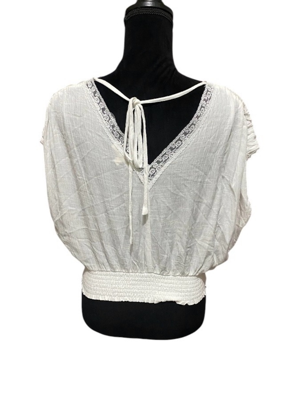 Lily Star Lace-Trim Smocked Waist Top - Picture 4 of 5